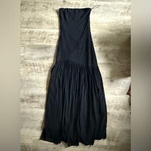 Promesa Black Backless Maxi Dress